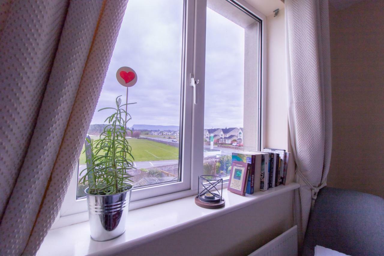 Strandhill Home, One Minute From The Beach And Pubs エクステリア 写真
